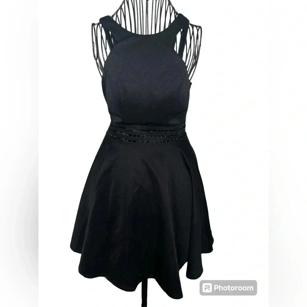 City Studio Junior semi formal dress